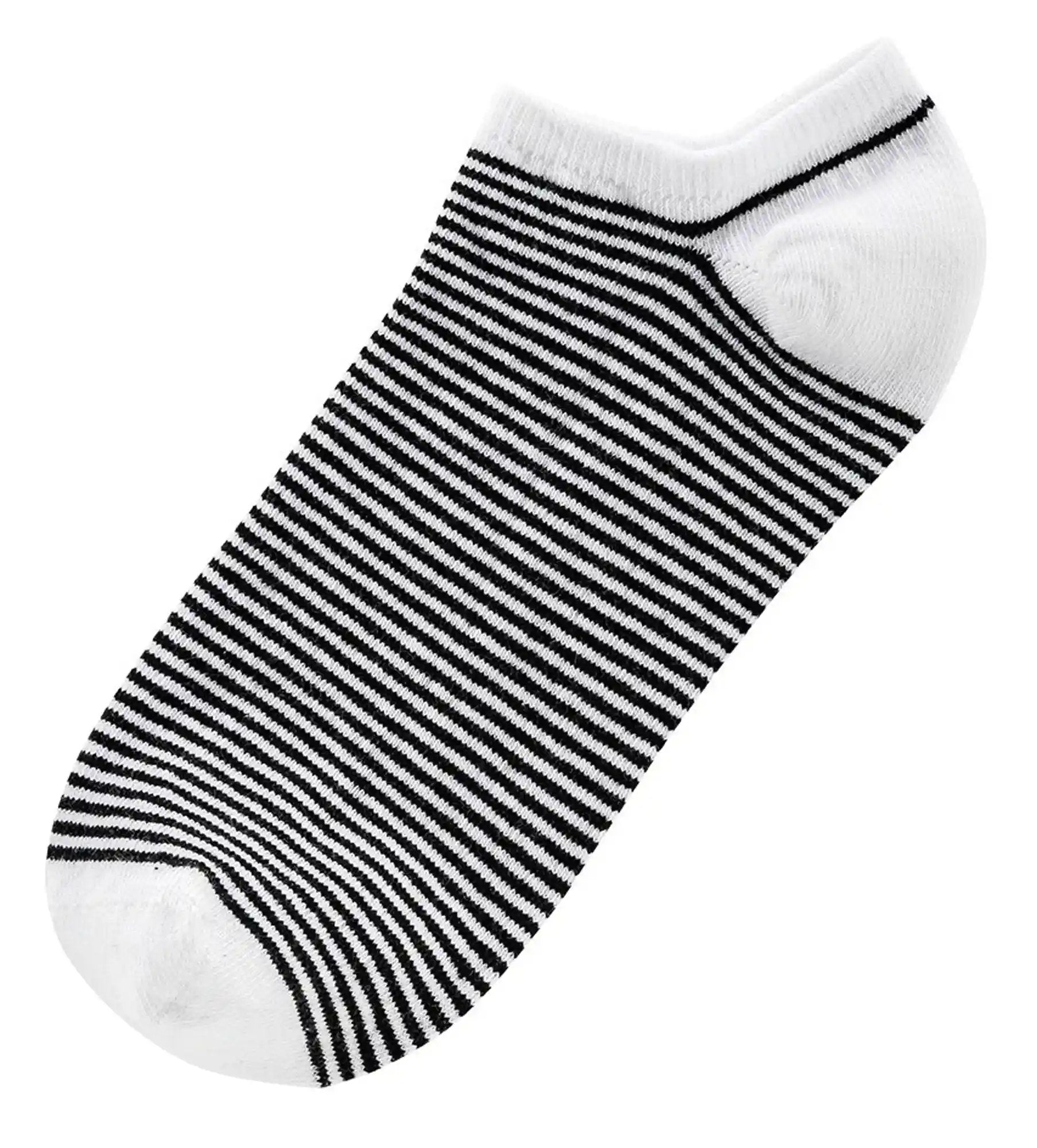 3 Paar Sneaker Socken black&white: Kurze Sneakersocke in Weiss mit schwarz-weiss gestreiftem Muster aus gekaemmter Baumwolle, perfekt fuer sportliche Outfits