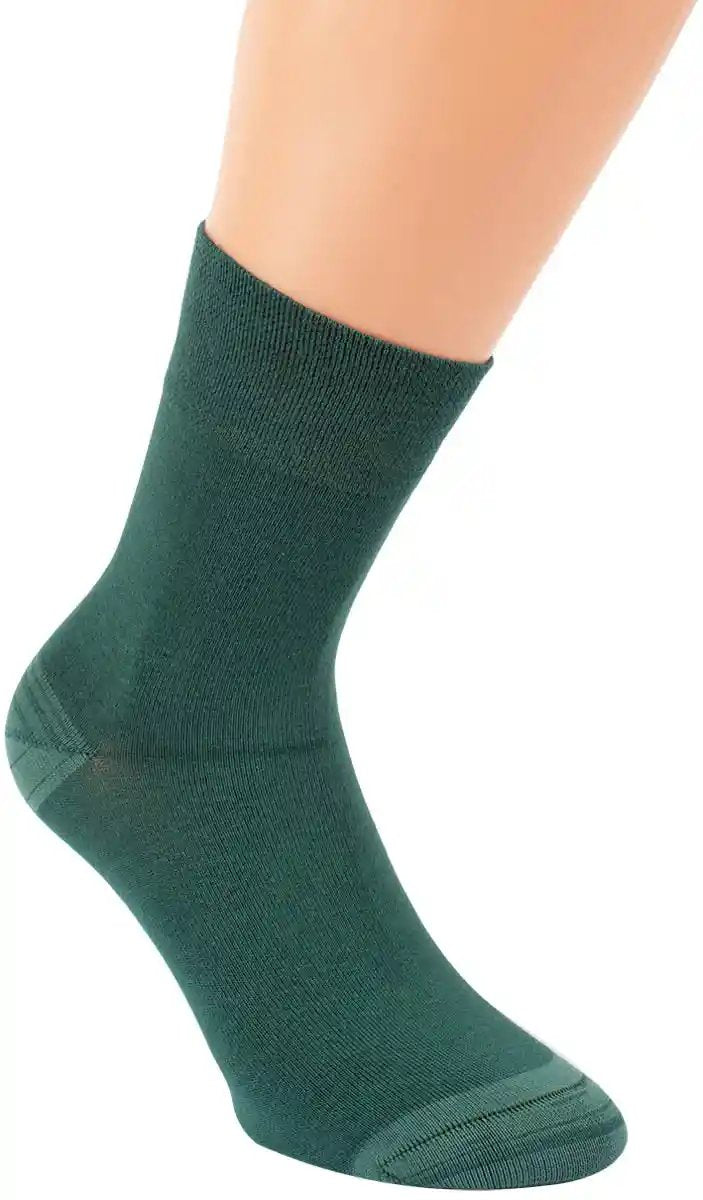 Farbenfrohe Bambus Viskose Socken unisex in dunkelgrün, einzelne Socke auf hellem Hintergrund präsentiert, mit verstärkter Ferse und handgekettelter Fußspitze für optimalen Tragekomfort