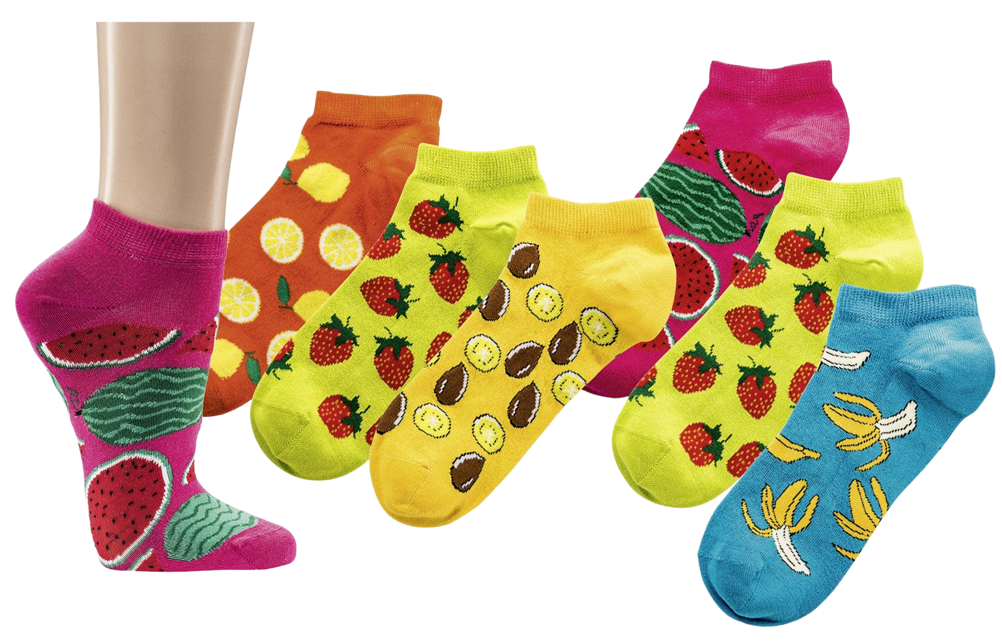 3 Paar bunte Früchte Sneaker Socken mit farbenfrohen Mustern von Erdbeeren, Bananen, Wassermelonen und Zitrusfrüchten auf gelbem, pink-rotem und blauem Hintergrund für Damen und Teenager aus Baumwolle