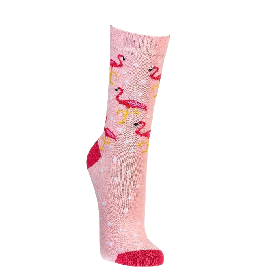 Hier ist die Socke in der Farbe Pink abgebildet. Die Ferse und die Spitze wurden Rot gestaltet genauso wie die Flamingos auf den Motivsocken.