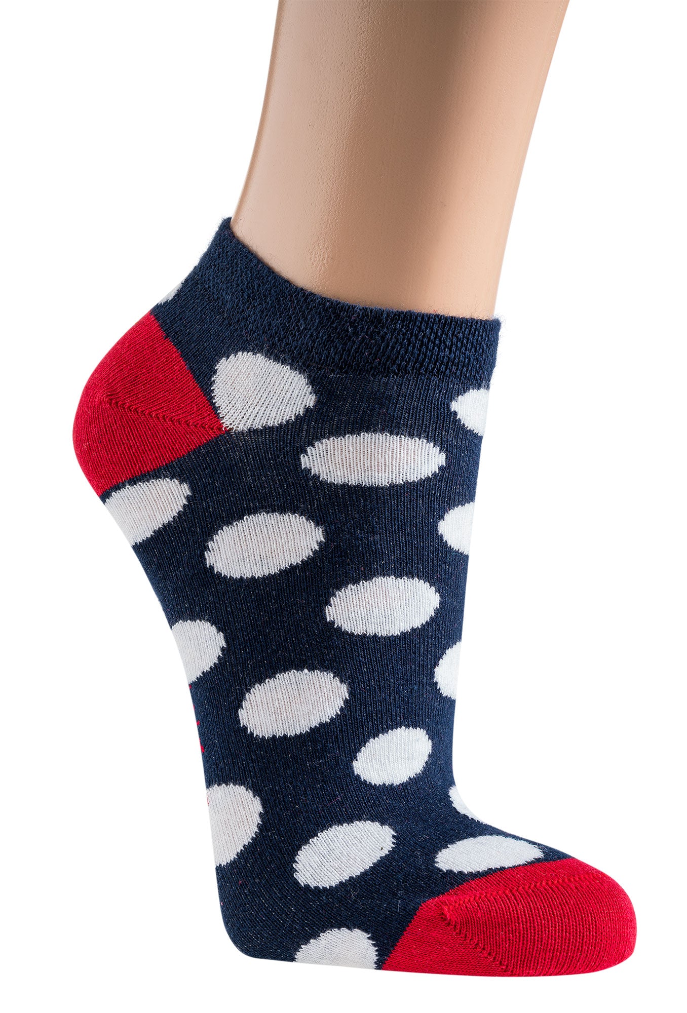 3 Paar bunte maritime Sneakersocken mit marineblauem Polka-Dot-Muster, weißen Punkten und roten Akzenten an Ferse und Spitze, perfekt für sommerliche Outfits